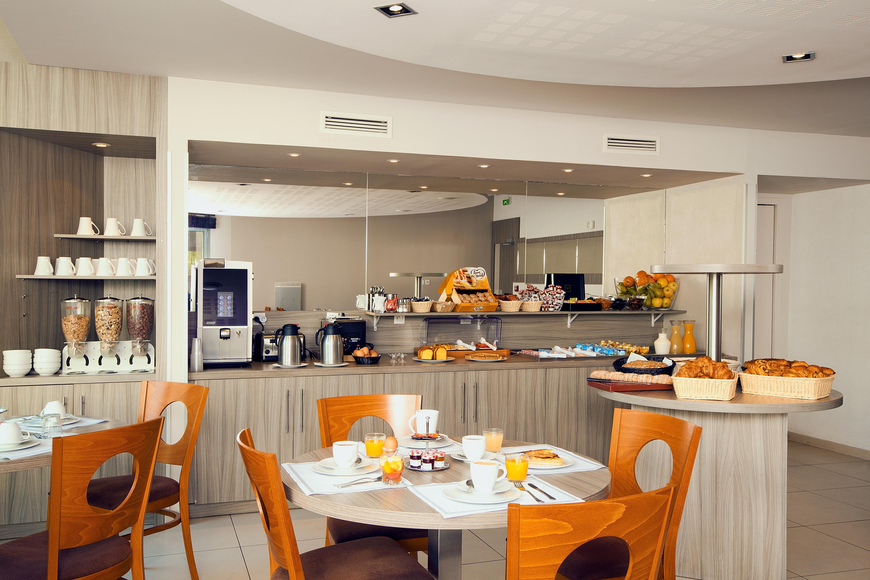 Residhome Paris-Guyancourt Ngoại thất bức ảnh