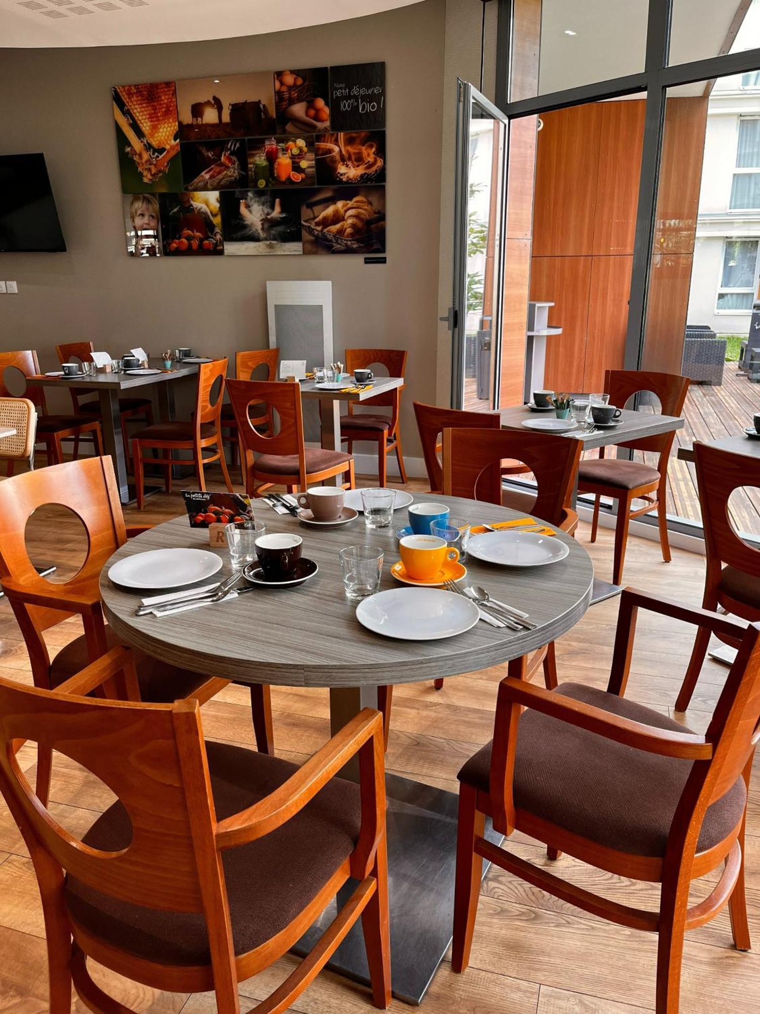 Residhome Paris-Guyancourt Ngoại thất bức ảnh