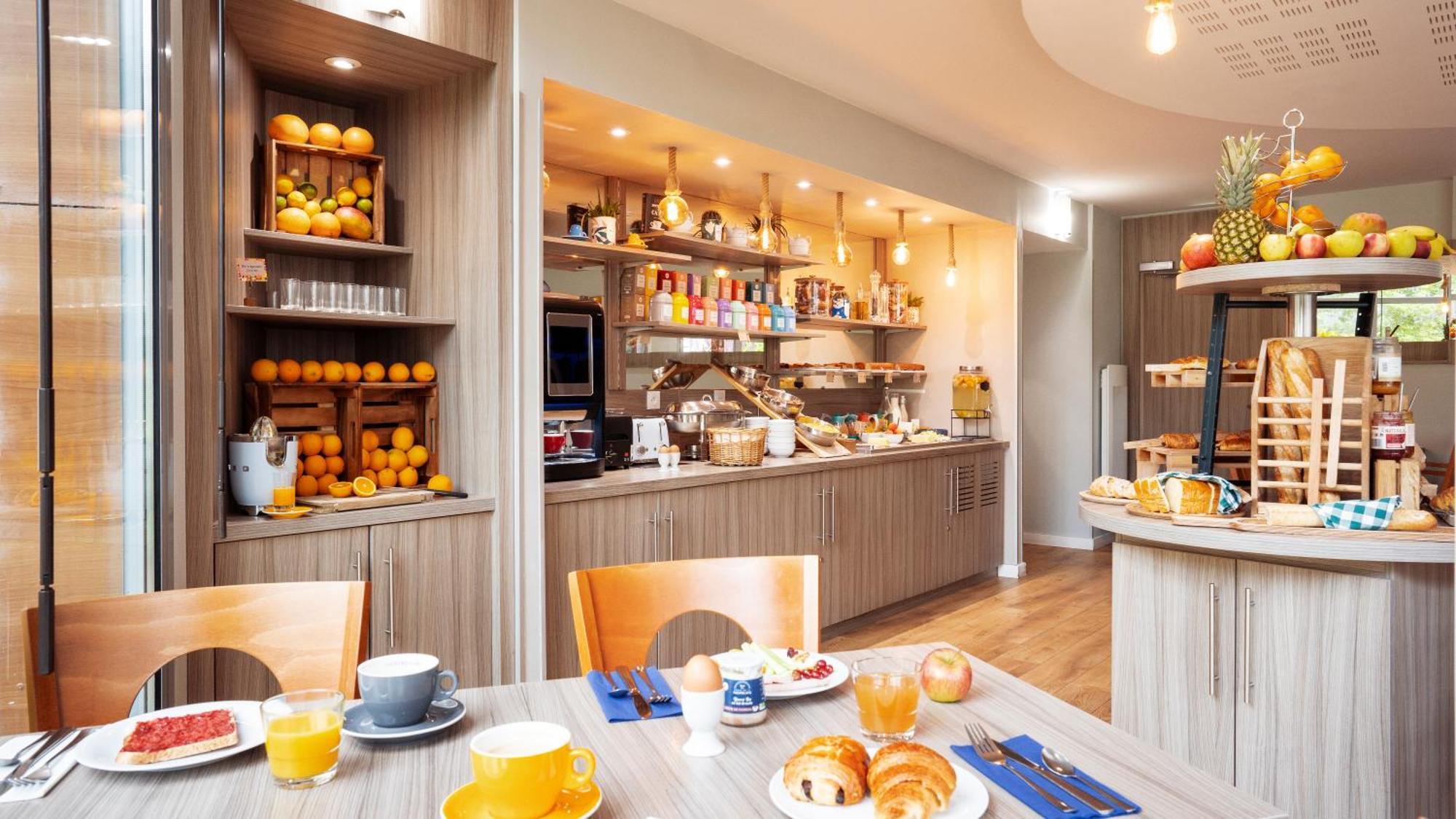 Residhome Paris-Guyancourt Ngoại thất bức ảnh