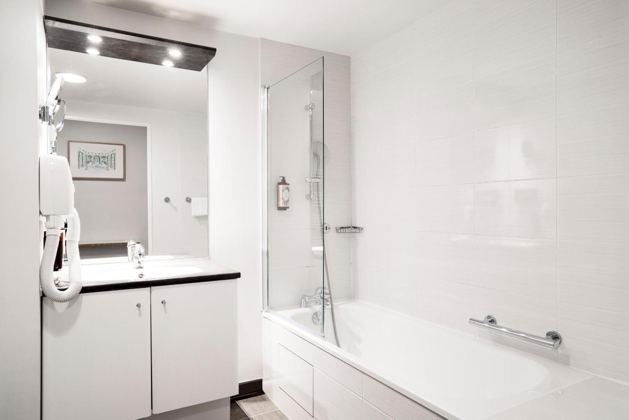 Residhome Paris-Guyancourt Ngoại thất bức ảnh