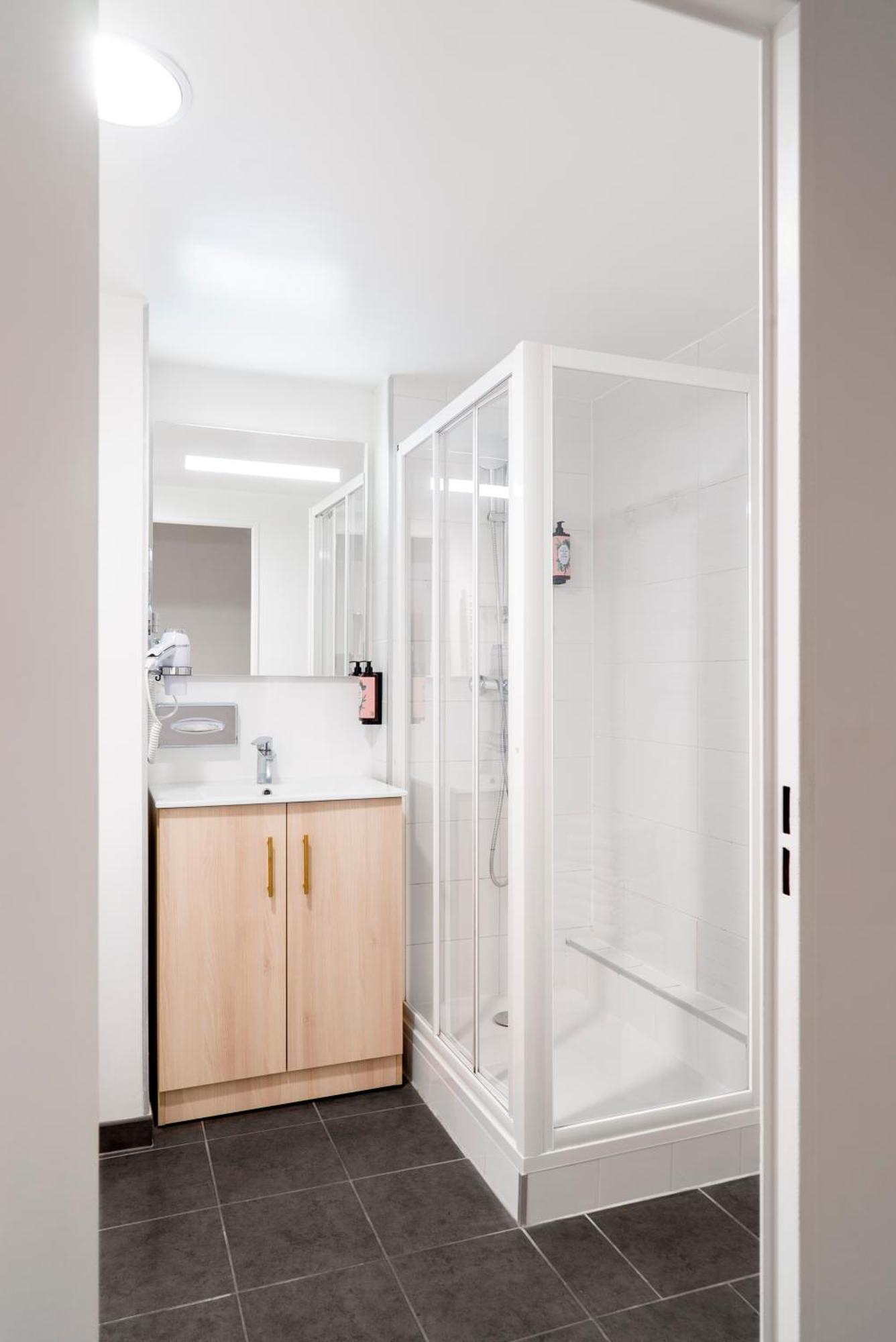 Residhome Paris-Guyancourt Ngoại thất bức ảnh