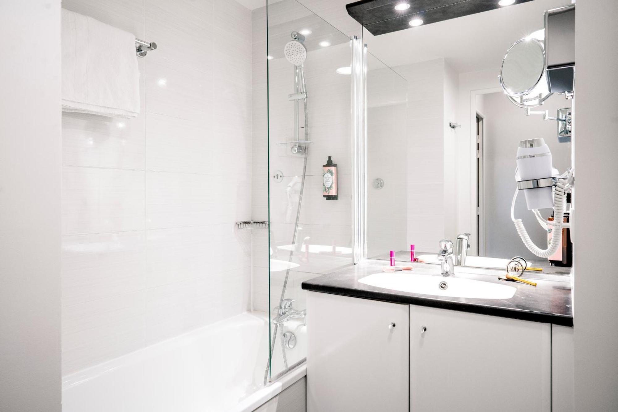 Residhome Paris-Guyancourt Ngoại thất bức ảnh