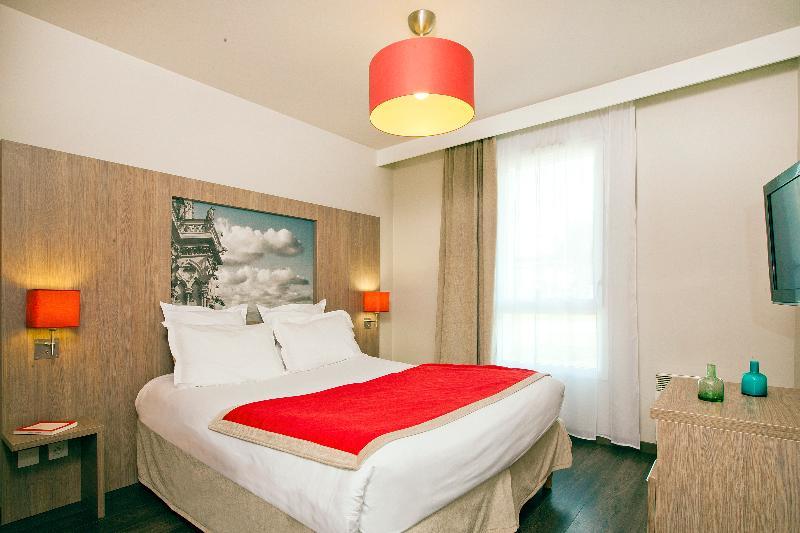 Residhome Paris-Guyancourt Ngoại thất bức ảnh