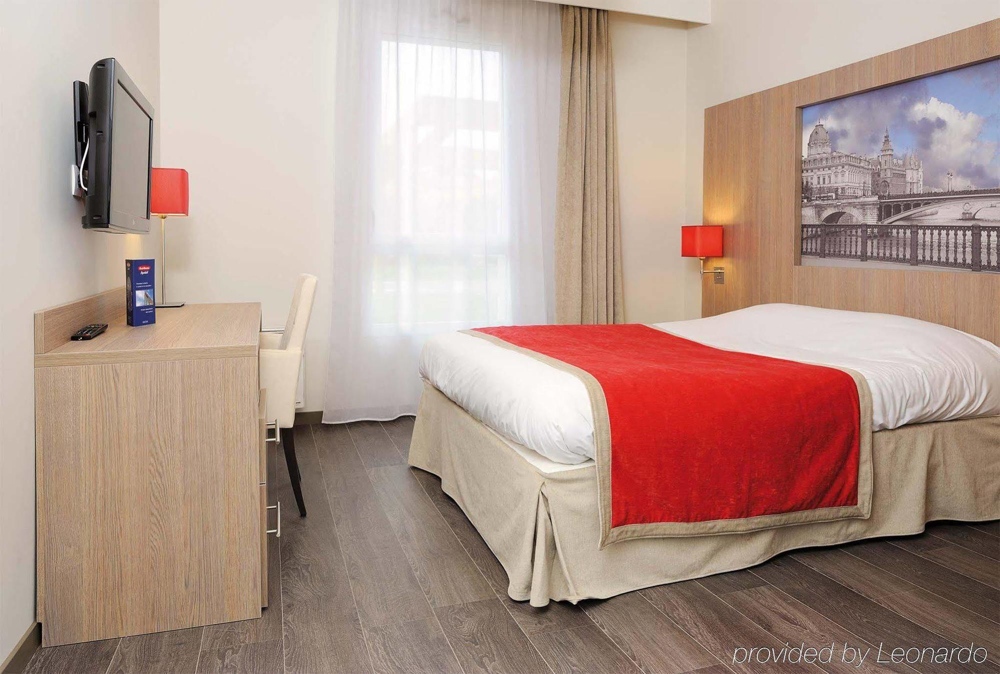 Residhome Paris-Guyancourt Ngoại thất bức ảnh