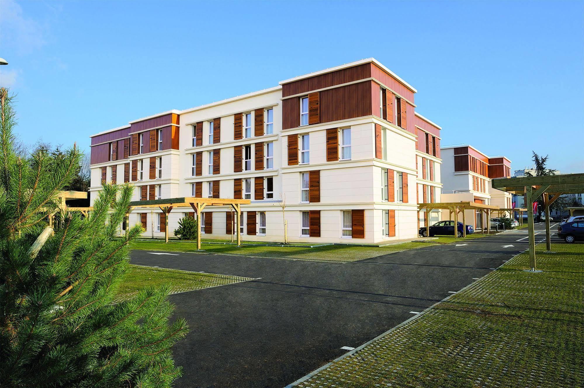 Residhome Paris-Guyancourt Ngoại thất bức ảnh